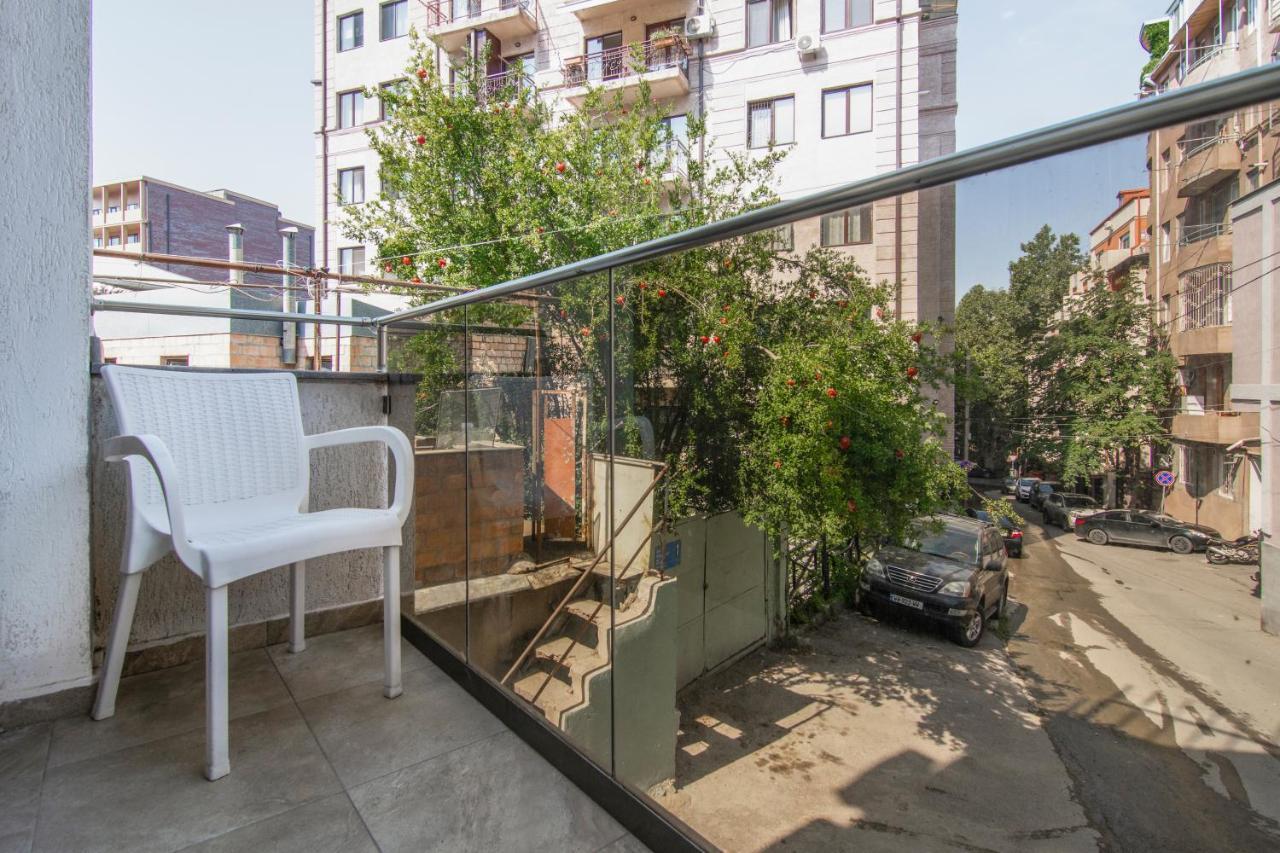 Hotel "Elesa Wera" Tbilisi Ngoại thất bức ảnh